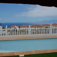 Villa in Spain, Canary Islands, Santa Cruz de Tenerife