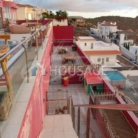 Villa in Spain, Canary Islands, Santa Cruz de Tenerife, 1690 sq.m.