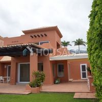Villa in Spain, Canary Islands, Santa Cruz de Tenerife, 368 sq.m.