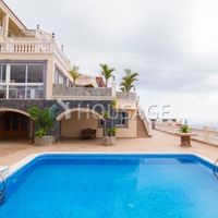 Villa in Spain, Canary Islands, Santa Cruz de Tenerife, 1990 sq.m.