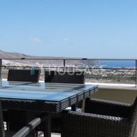 Villa in Spain, Canary Islands, Santa Cruz de Tenerife, 262 sq.m.