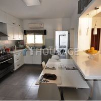 Apartment in Republic of Cyprus, Lemesou, 200 sq.m.