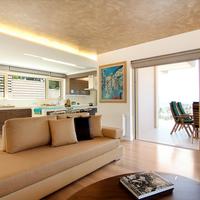 Вилла в Греции, Аттика, Афины, 770 кв.м.