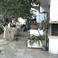 Бизнес-центр в Греции, 384 кв.м.