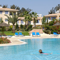 Flat in Republic of Cyprus, Eparchia Pafou, Paphos, 94 sq.m.