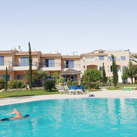 Flat in Republic of Cyprus, Eparchia Pafou, Paphos, 94 sq.m.