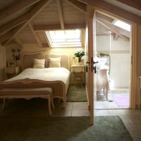 Villa in Greece, Attica, Athens, 580 sq.m.