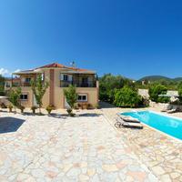 Villa in Greece, Ionian Islands, 120 sq.m.