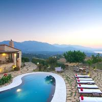 Villa in Greece, Crete, Chania, 450 sq.m.