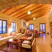 Villa in Greece, Crete, Chania, 450 sq.m.