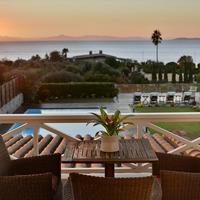 Villa in Greece, Attica, Athens, 280 sq.m.