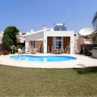 Bungalow in Republic of Cyprus, Eparchia Pafou, 135 sq.m.