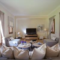 Villa in Greece, Ionian Islands, Lefkada, 656 sq.m.