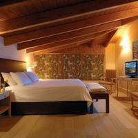 Hotel in Greece, Central Greece, Vo, 5720 sq.m.