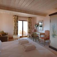 Hotel in Greece, Central Greece, Vo, 5720 sq.m.