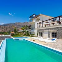Villa in Greece, Crete, 623 sq.m.