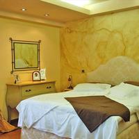 Villa in Greece, Attica, Athens, 450 sq.m.