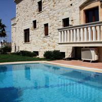 Business center in Greece, Crete, Irakleion, 750 sq.m.