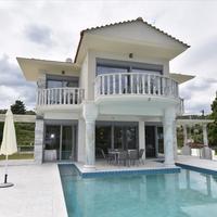 Villa in Greece, Central Macedonia, Center, 250 sq.m.