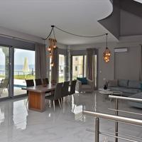 Villa in Greece, Central Macedonia, Center, 250 sq.m.