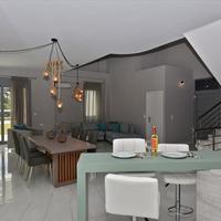 Villa in Greece, Central Macedonia, Center, 250 sq.m.