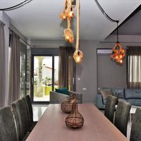 Villa in Greece, Central Macedonia, Center, 250 sq.m.