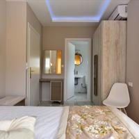 Villa in Greece, Central Macedonia, Center, 250 sq.m.