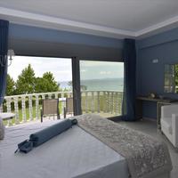 Villa in Greece, Central Macedonia, Center, 250 sq.m.