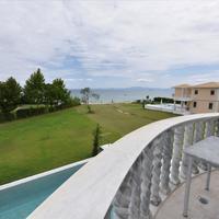 Villa in Greece, Central Macedonia, Center, 250 sq.m.