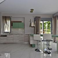 Villa in Greece, Central Macedonia, Center, 250 sq.m.