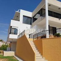 Villa in Republic of Cyprus, Lemesou, 450 sq.m.