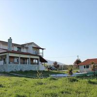 Villa in Greece, Central Macedonia, Center, 300 sq.m.