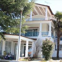 Villa in Greece, Central Macedonia, Center, 480 sq.m.
