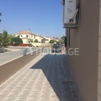 Вилла на Кипре, Ларнака