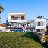 Villa in Republic of Cyprus, Eparchia Pafou, Paphos, 419 sq.m.