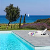 Villa in Republic of Cyprus, Eparchia Pafou, Paphos, 419 sq.m.