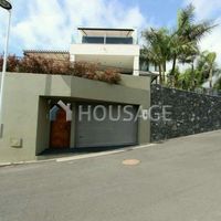 Villa in Spain, Canary Islands, Santa Cruz de Tenerife, 330 sq.m.