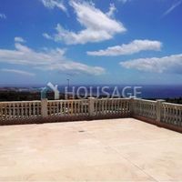 Villa in Spain, Canary Islands, Santa Cruz de Tenerife, 1300 sq.m.