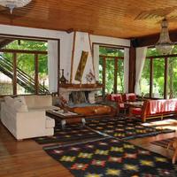 Villa in Greece, Central Macedonia, Center, 285 sq.m.