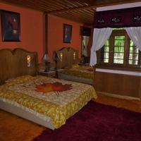 Villa in Greece, Central Macedonia, Center, 285 sq.m.