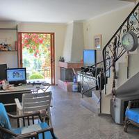 Таунхаус в Греции, Аттика, Афины, 130 кв.м.