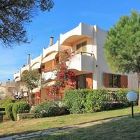 Таунхаус в Греции, Аттика, Афины, 130 кв.м.