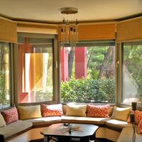 Villa in Greece, Attica, Athens, 420 sq.m.