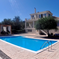 Villa in Greece, Ionian Islands, 360 sq.m.