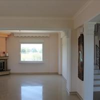 Villa in Greece, Central Macedonia, Center, 323 sq.m.