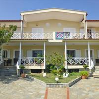 Villa in Greece, Central Macedonia, Center, 400 sq.m.