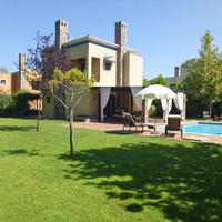 Villa in Greece, Central Macedonia, Center, 180 sq.m.