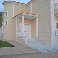 Villa in Greece, Central Greece, Vo, 400 sq.m.