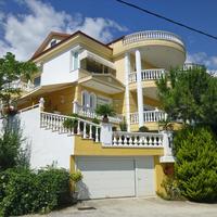 Villa in Greece, Central Macedonia, Center, 300 sq.m.