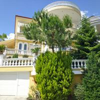 Villa in Greece, Central Macedonia, Center, 300 sq.m.